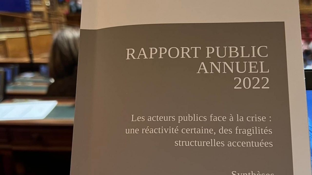Débat autour du rapport public annuel 2022 de la Cour des comptes.
