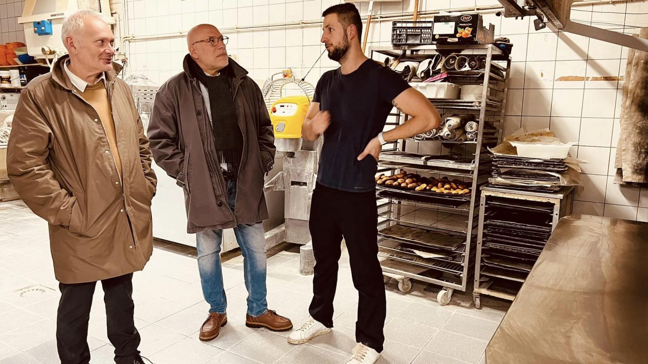 Sauver nos boulangers et nos petites entreprises.