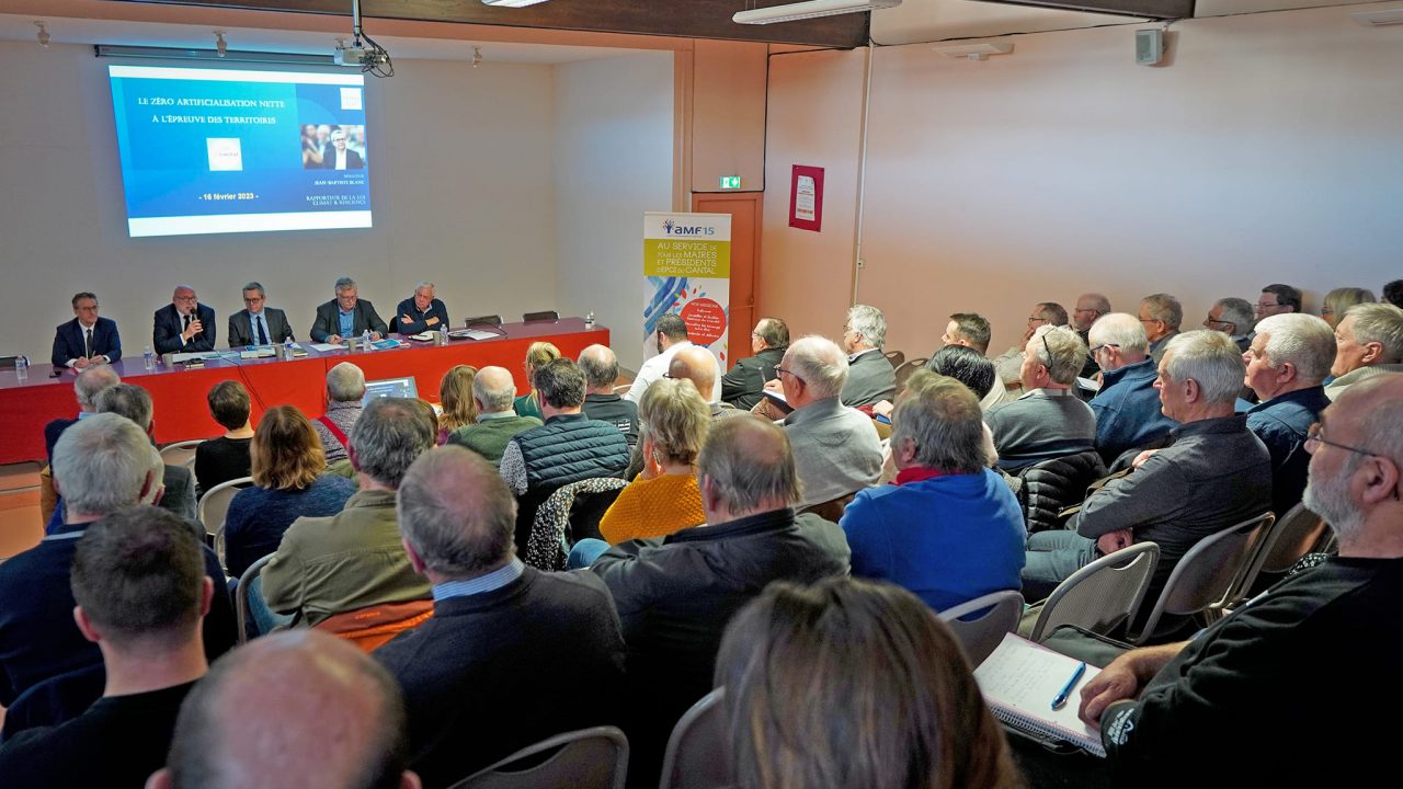 Debat avec les Maires du Cantal autour des objectifs du ZAN