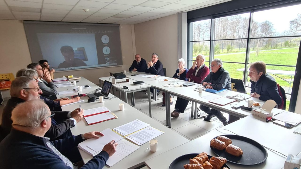 Chemins cantaliens : CPH15, AG de Générations Mouvement, commune d‘Ayrens