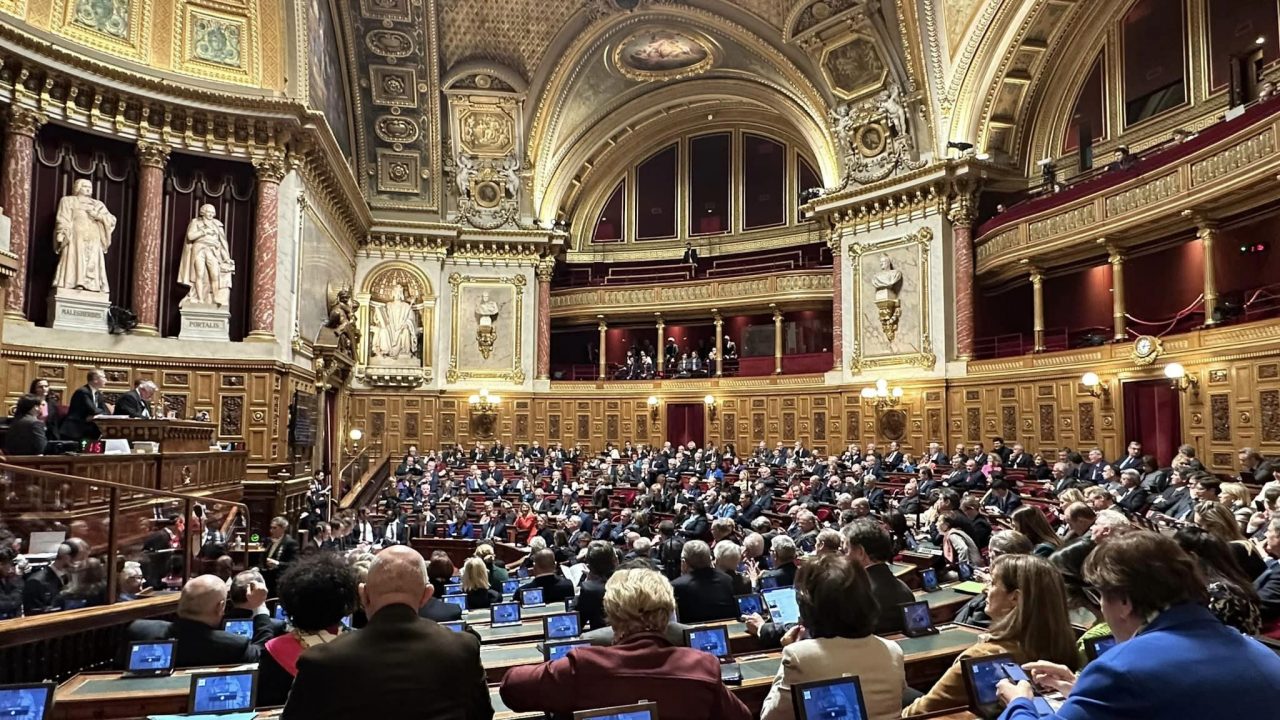 Droits des femmes, commission des finances (rapport sur la TVA), poursuite du débat sur les retraites.