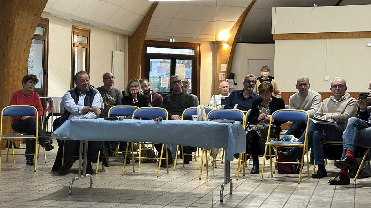 Rencontre avec les Maires du Cantal membres du Parc Naturel Régional des Volcans d’Auvergne.