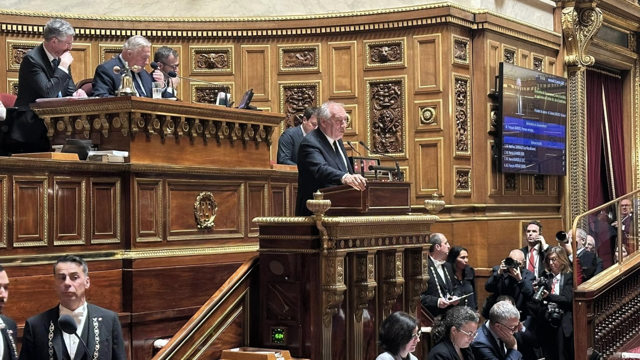 Discours de politique générale de François Bayrou au Sénat