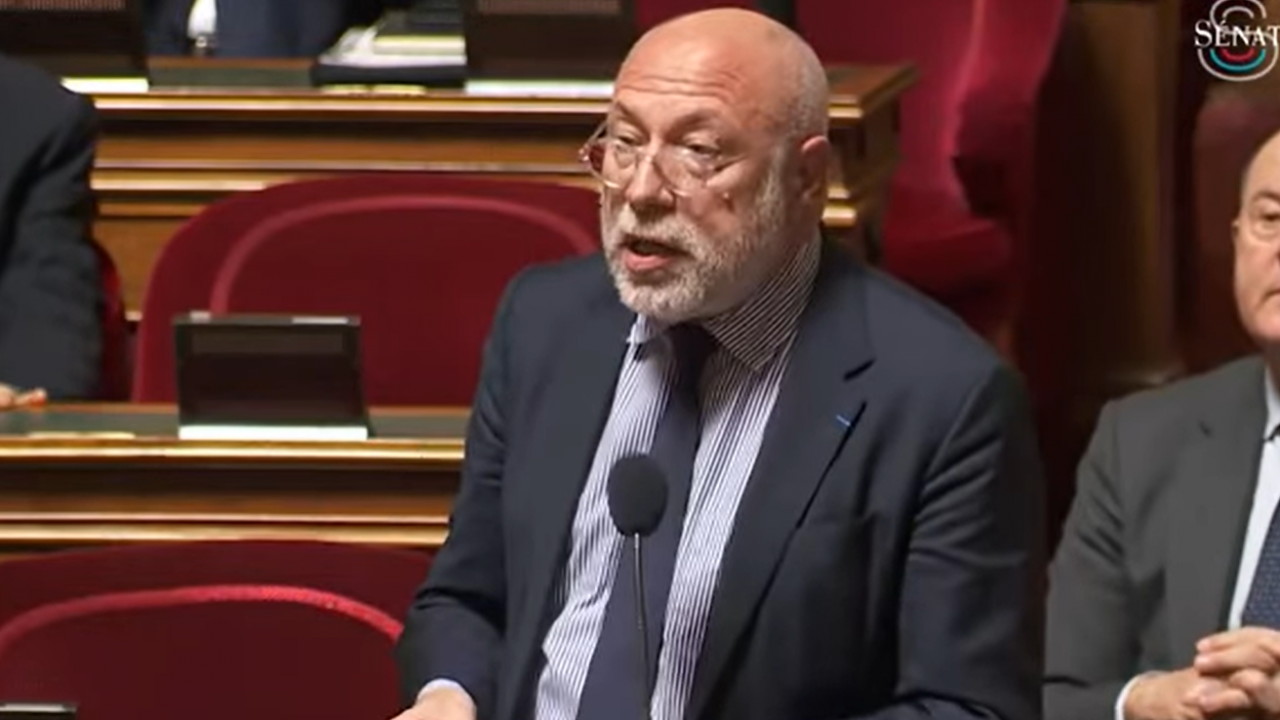 NON à la fermeture de postes d’enseignants dans nos écoles !