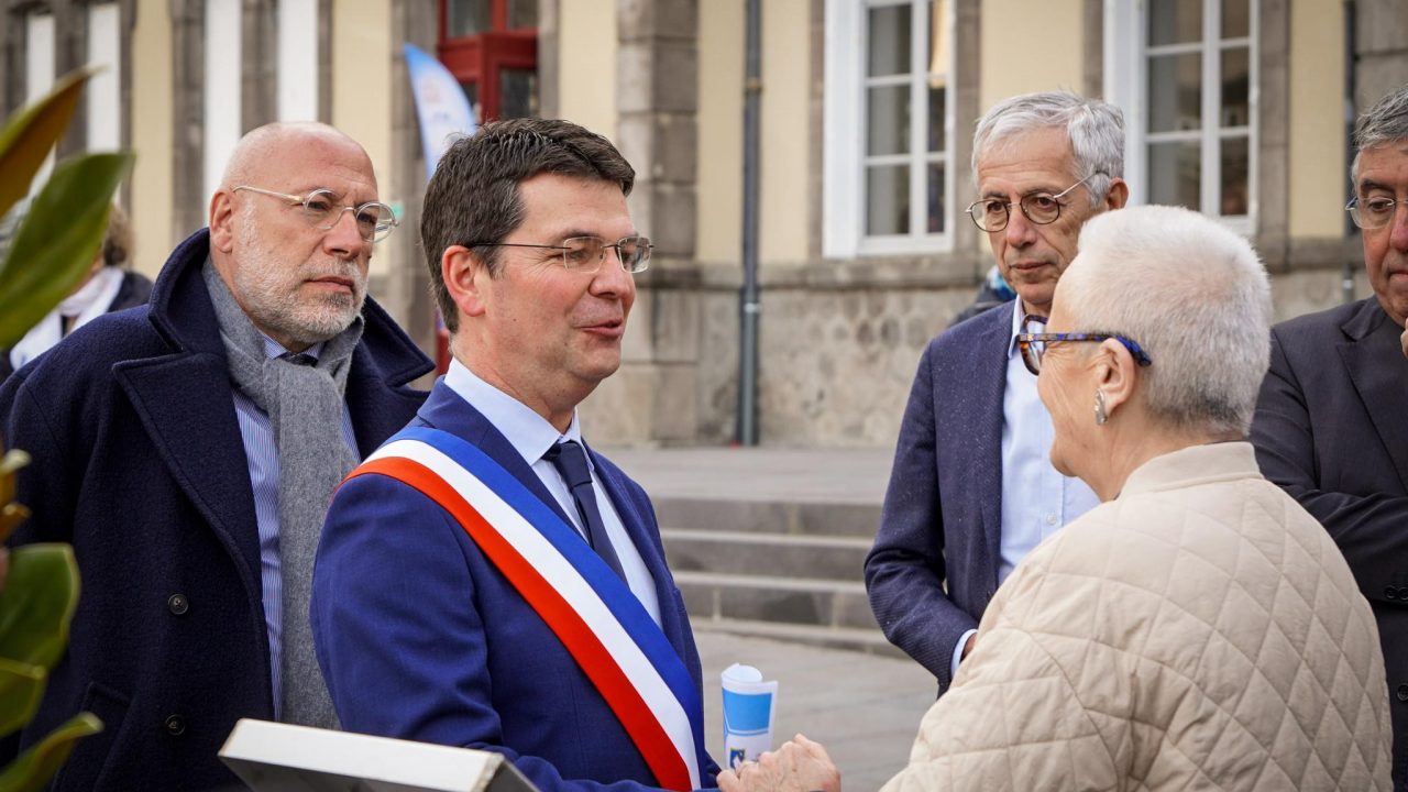 Accueil dans le Cantal de Françoise Gatel, ministre déléguée chargée de la ruralité