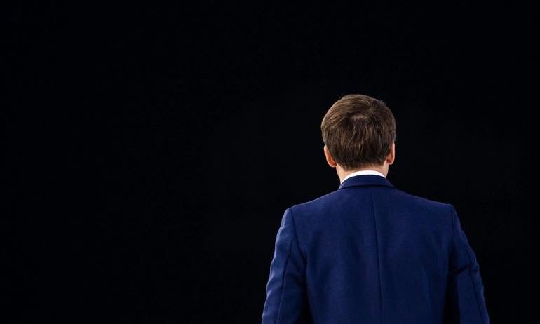 Un an après la funeste dissolution