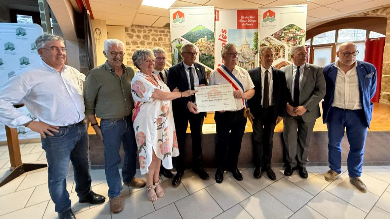 Marcolès, « Plus Beaux Villages de France » !