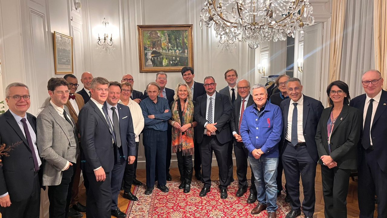 Dîner débat du « Hibou » autour de Michel Houellebecq sur le thème des propositions de loi relative…