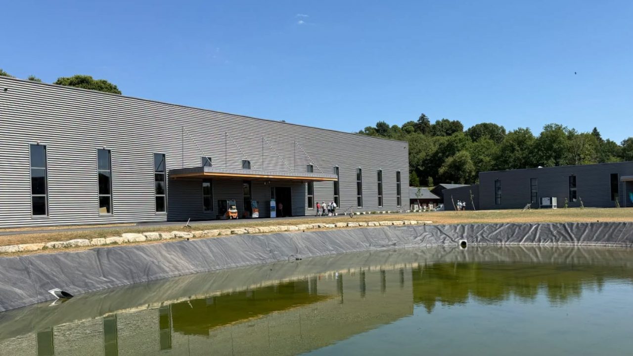 Inauguration de la nouvelle usine Interscience à Mourjou (commune de Puycapel)….